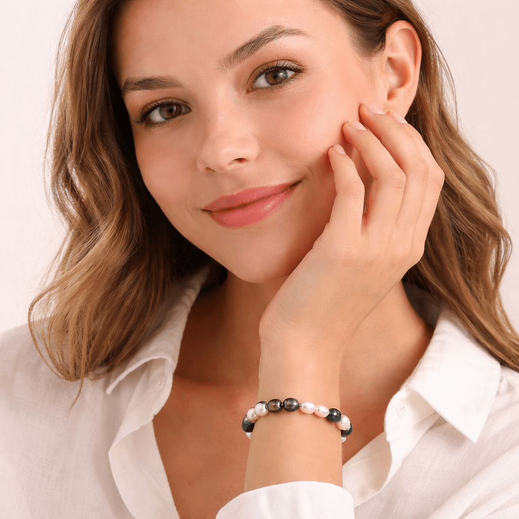 Luxury Black and White Baroque Stretch Bracelet, Elegant Gift